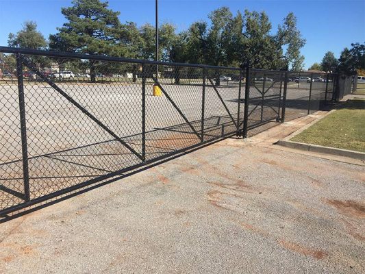 Black Parking Lot Slide Gate 533x400