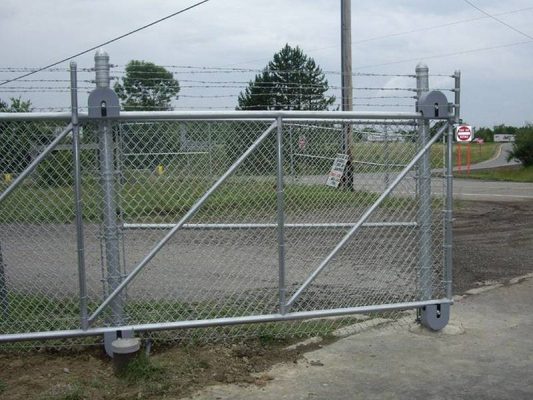 Entrance Chain Link Slide Gate 533x400