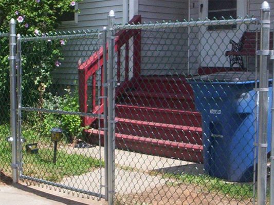 Chain Link Fencing Galvanized Chain Link Swing Gate 533x400