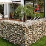 Welded gabions retaining wall